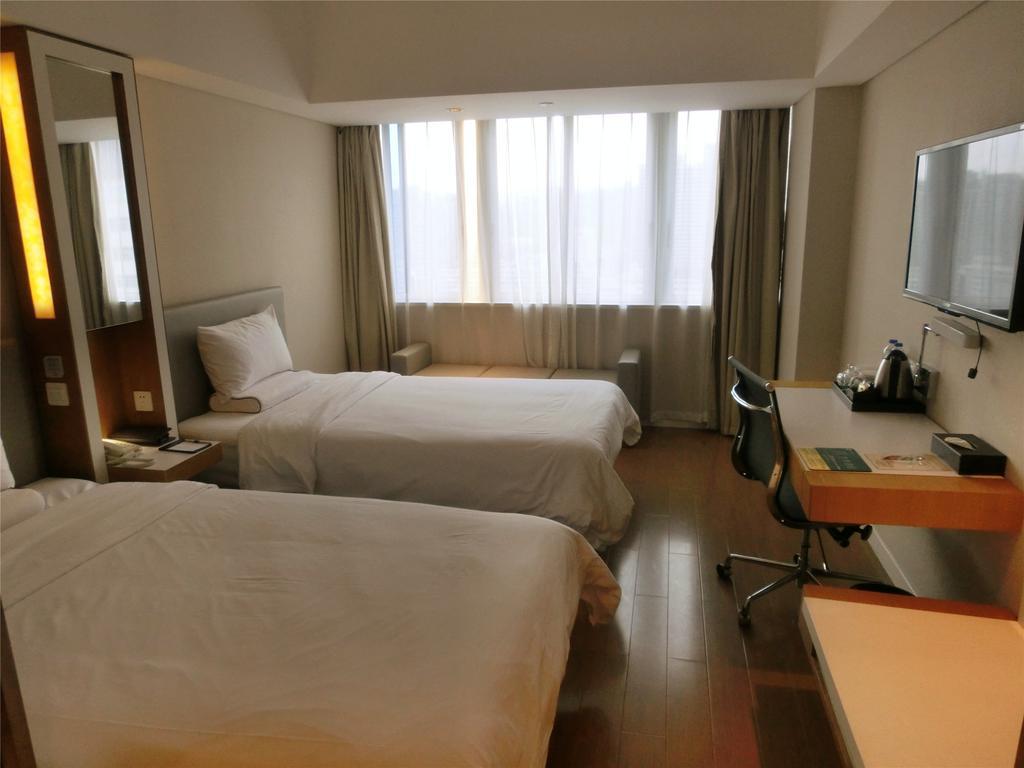 Ji Hotel Guangzhou Zhujiang New Town 外观 照片
